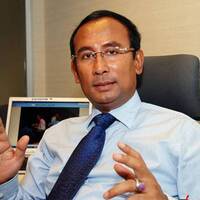 2017-02-06 Topik Idola - Satya Widya Yudha by Radio Idola Semarang