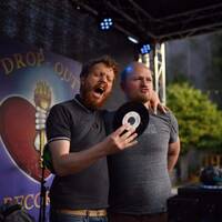 Welle One Love Unterwegs