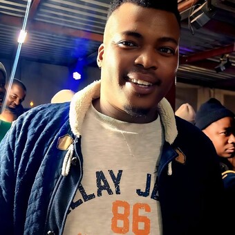 Lee'Something Lekekela