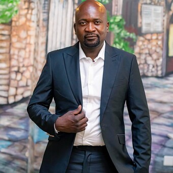 Hlabza Mgabadeli Mkhwebane