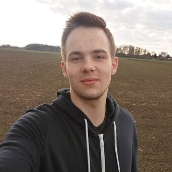 Adam Z&aacute;le&scaron;&aacute;k