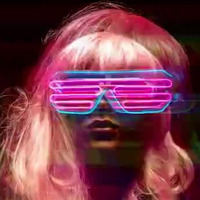 é t r a n g e r l a n u i t by _