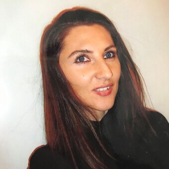 Stela Moln&aacute;rov&aacute;