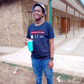 J&auml;&ccedil;k&iuml;&euml; B&oslash;sstr&oslash;h