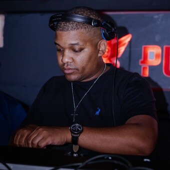 DJ Avon