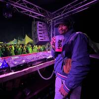 Houz It Friday #61 Camel Live At Bina Malatlhe by Tshepo Malatsi (Mr. Houz It Friday aka Big Dawg)