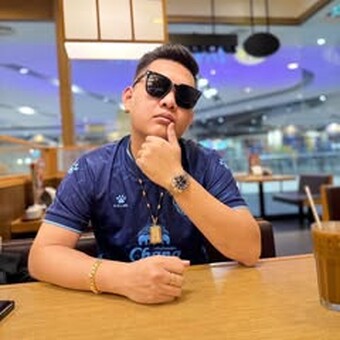 Xavier HarassJunzhao'sAnghun