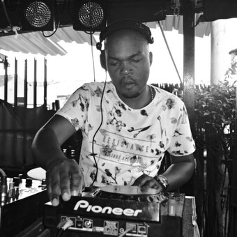 DjMiles Ampire Masilo