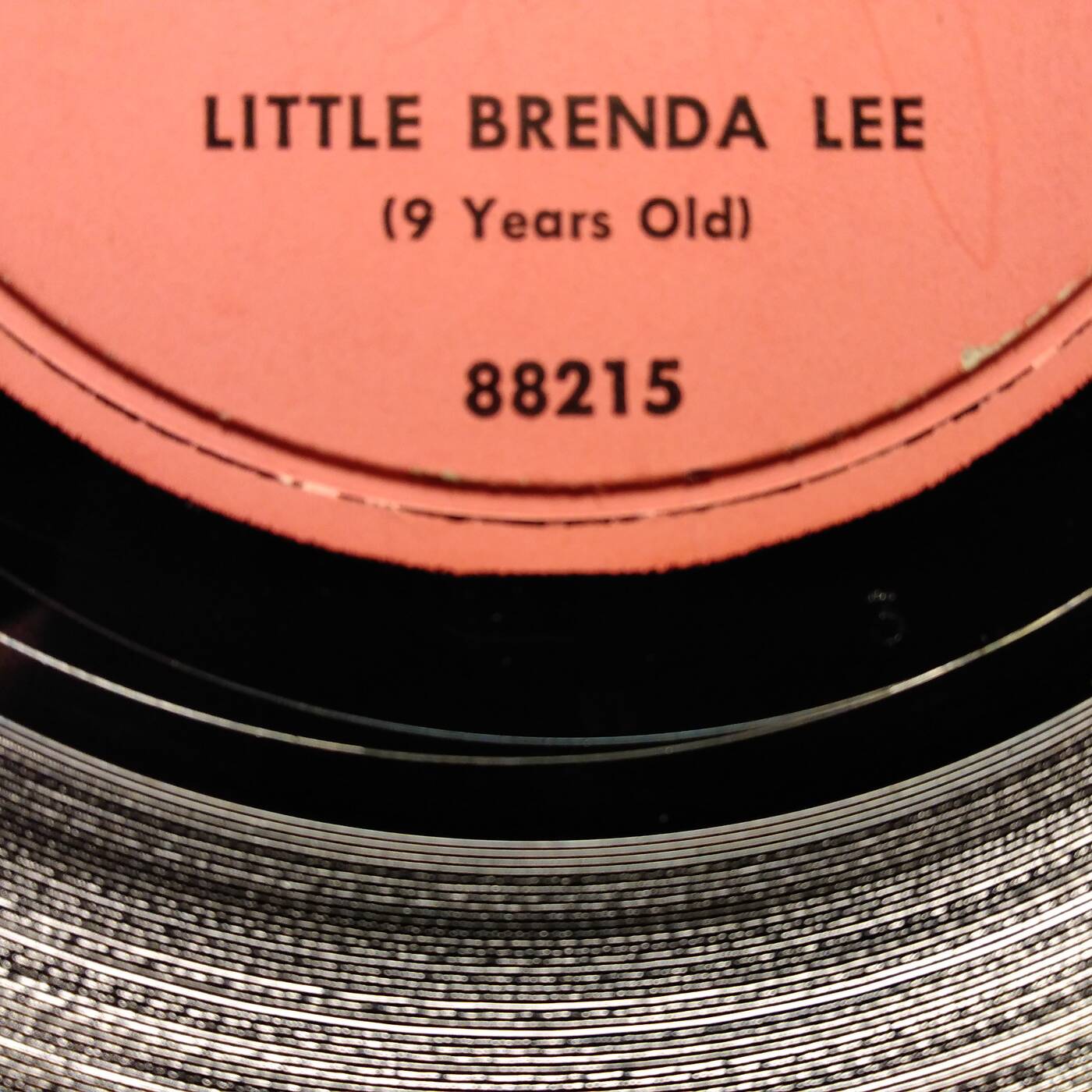 78 - Little Brenda Lee - Christy Christmas - I'm Gonna Lasso Santa Claus (1956 Decca 78rpm 82215) episode artwork