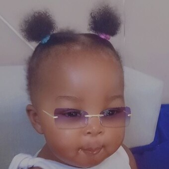 Zandile Mbulaww