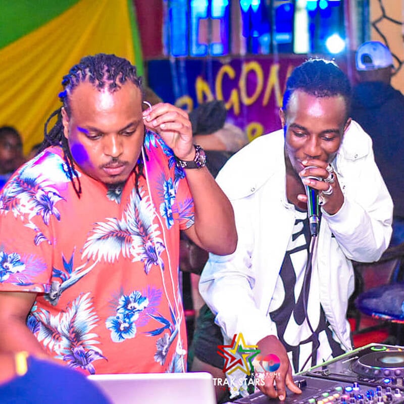 Dj Mahley_x_Mc Hotsteppa terrorist 44 Wakimari Earthday Party
