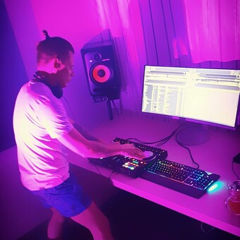 Павел Линур