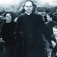 23 Aprile 2017 - Videomessaggio di Papa Francesco ai partecipanti alla presentazione dell'Opera omnia di Don Milani by Cerco il Tuo volto