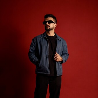 Whoisdjsahil