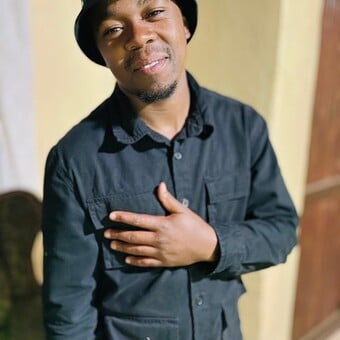Madoda Dob's Vee'lakazi