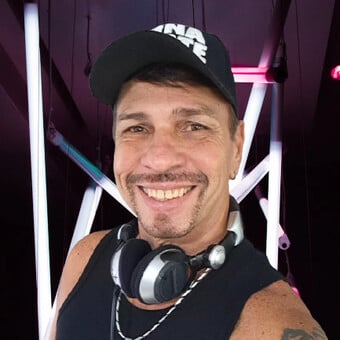 DJ H&eacute;lio Guimar&atilde;es