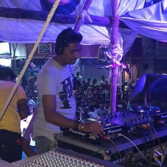Dee J Mangesh Pune