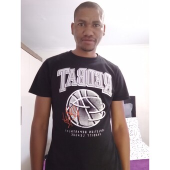 Ofentse Mafora