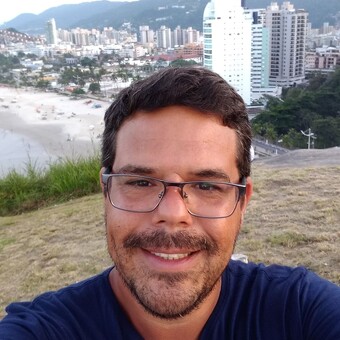 Oct&aacute;vio Rickheim