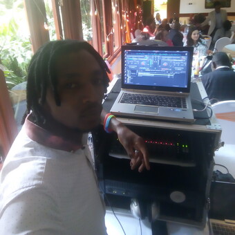 DJ D-bwoy