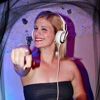DJ Ana Chili's