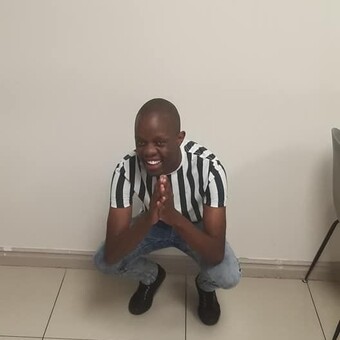 Sithembiso Stheshsoul Rena