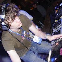 dj Novak -- Hugs &amp; Kisses deejay mix (2004) by vasya