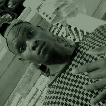 &Ecirc;r&icirc;&ccedil; L&atilde;z&ecirc;r Sha Phic