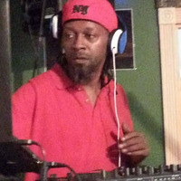 DJ Chris Perry Live from Cuyler Gore Park 08242014 pt 1 by Chris Perry's Soulful Excursions