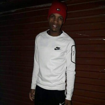 Mangaliso Nonzaba