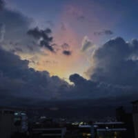 Night Air // Melancholic Electro Breakbeat IDM Mix by Crabs Kitchen