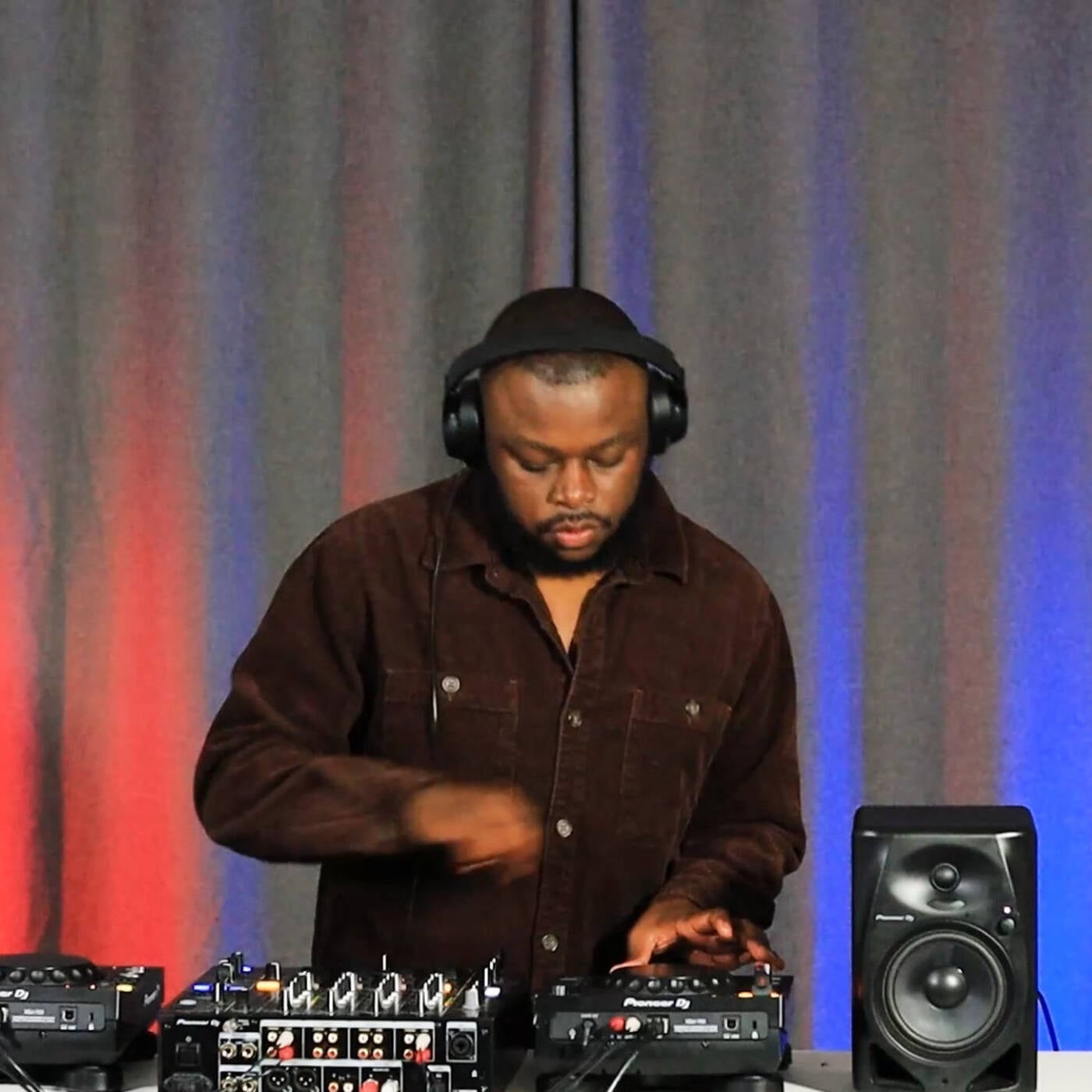 Deep & Soul Grooves 104 Mixed By DysFonik [DSG Vol. 104]