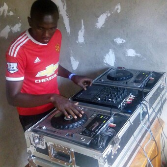 Dj Ronnie 254