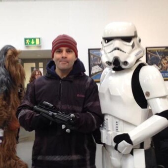 Ben Tr&ouml;uble Jones