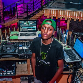 DJ TYPUS (THE RANDOM FIESTA KING)