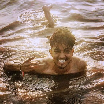 Ash K&icirc;&Ntilde;g 