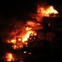 El Misterio de los Ojos Tristes (Valparaíso en llamas) by JOSE CARRILLO