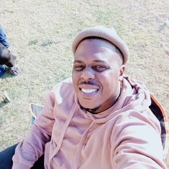 Lennox DatmanNox Rikhotso