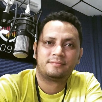 Tiago Caff&Atilde;&copy;