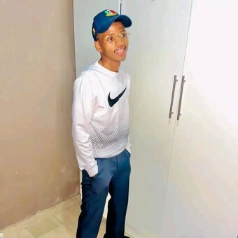 Dealdo Dealdo