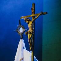 Je jedno čomu veríš? - "On je živý" - Nitra by Farnost Krizovany nad Dudvahom