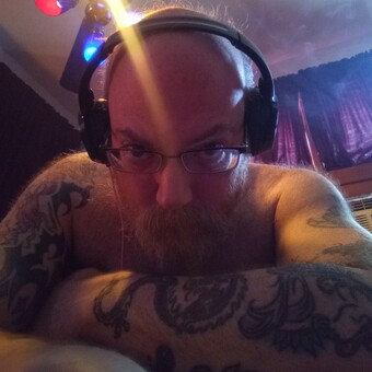 DJ Frankie Holmes