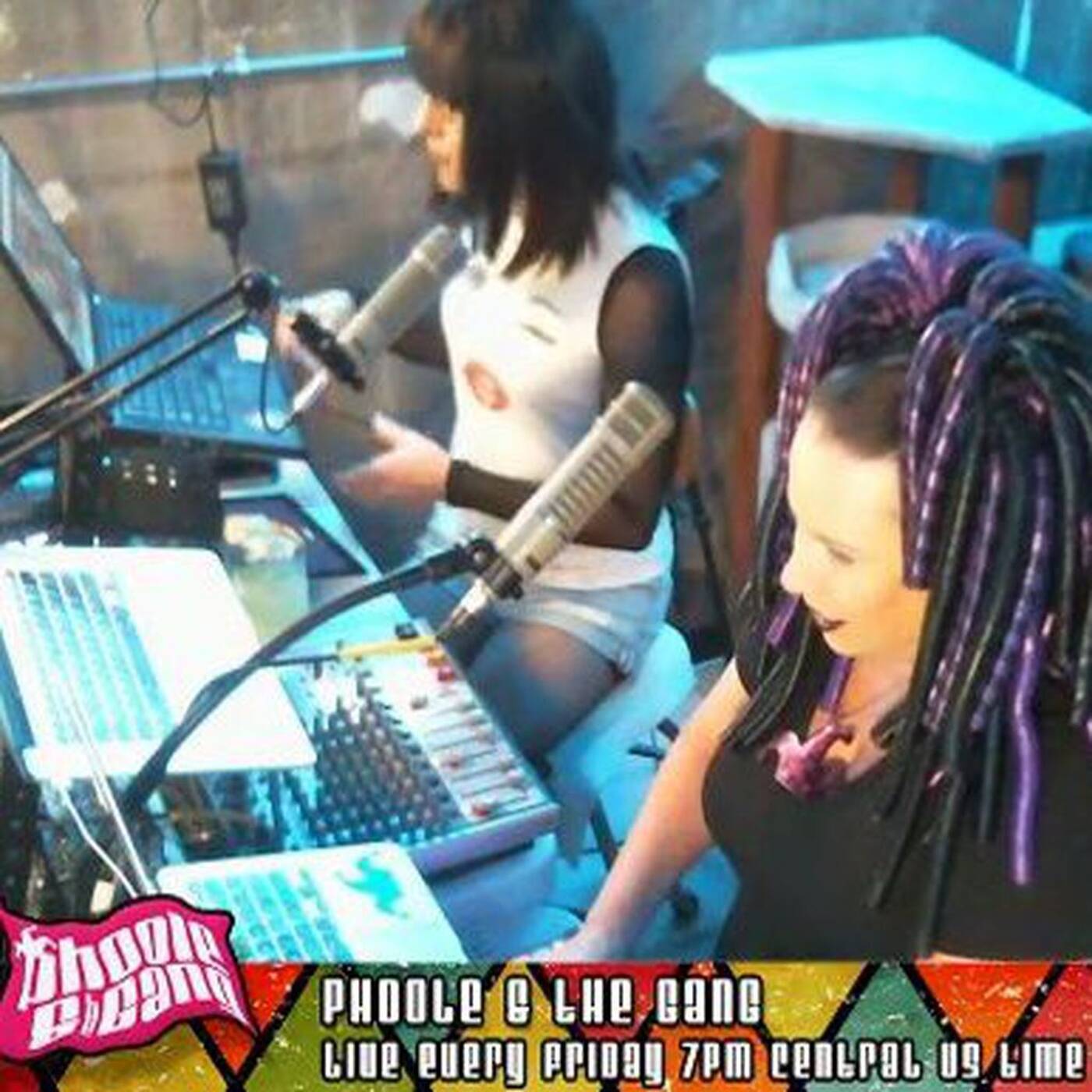 Phoole and the Gang  |  Show 195  | Funky Space!  |  on TheChewb.com  |  30 June 2017 episode artwork