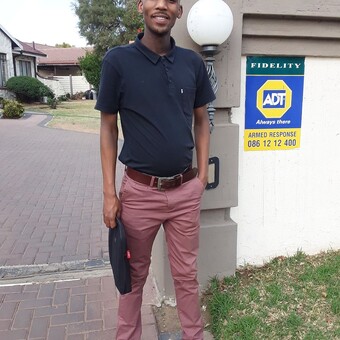 Nonofo Dichwele