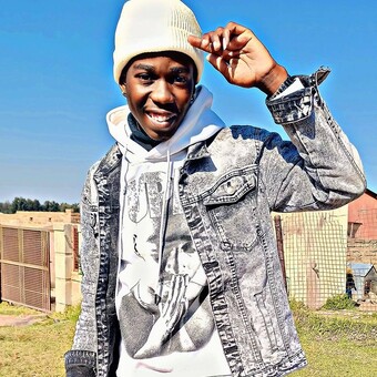 Retr&oslash; Rethabza