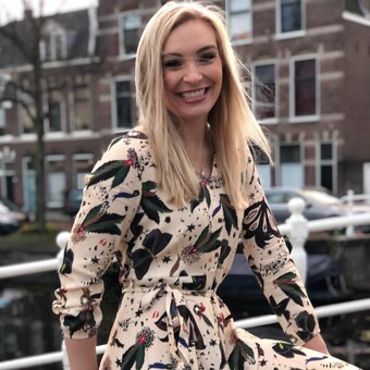 Laura van der Blij