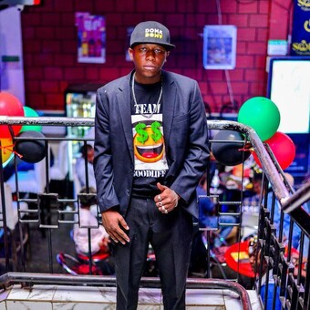 K&iuml;j&atilde;&ntilde;&atilde; F&atilde;&ntilde;t&atilde;st&iuml;&ccedil;