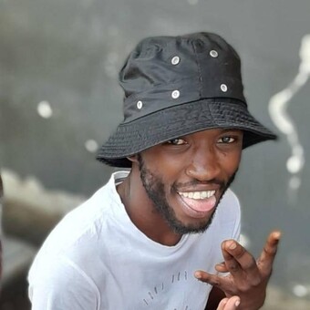 Abuti Hleza Malunga