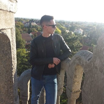 Ulics&aacute;k &Aacute;d&aacute;m