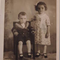 Chronik der Katharina Frank - Kapitel 2.2. - [KINDHEIT] - Kuhmilchspende und die Süßweinrettung by Landsmannschaft der Banater Schwaben Heilbronn